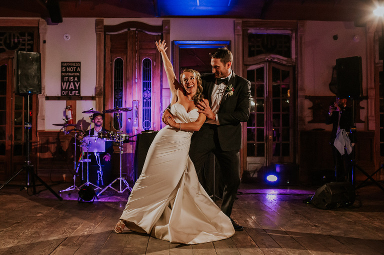 bride and groom's first dance in napa wedding